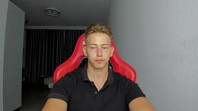 find0m master online show from October 31, 2025, 10:33 pm