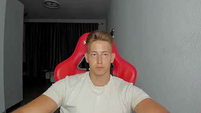 find0m master online show from November 4, 2025, 7:35 pm