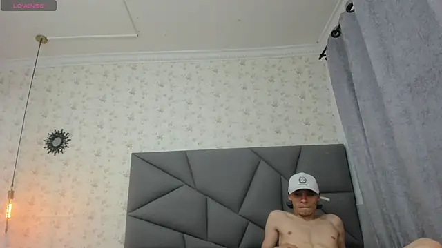 Snapshot of nicollandjhon chatting on February 12, 2026, 11:49 am nicollandjhon online show from February 12, 2026, 11:49 am