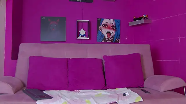 Aranzza Ross online show from November 21, 2025, 7:56 pm