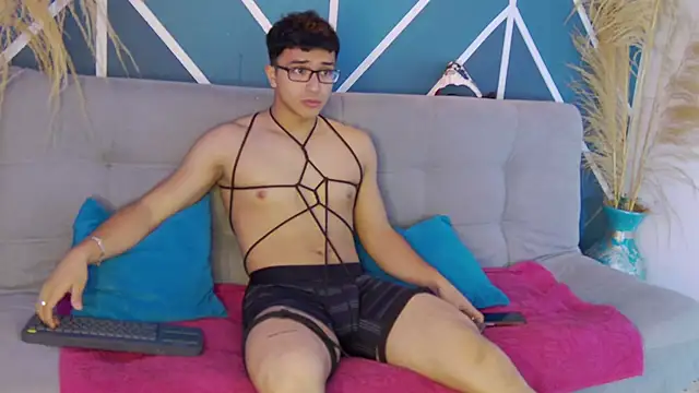 Stefano Calle online show from October 31, 2025, 12:06 pm