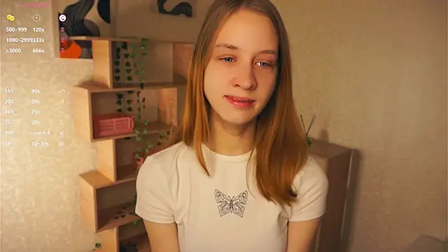 Snapshot of IveyColley chatting on December 22, 2025, 7:49 am IveyColley online show from December 22, 2025, 7:49 am