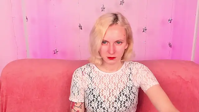 Snapshot of LikiLips chatting on February 9, 2026, 1:09 am LikiLips online show from February 9, 2026, 1:09 am