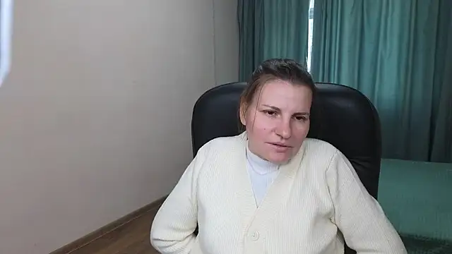 Mirabelle Velvet online show from October 16, 2025, 4:46 am