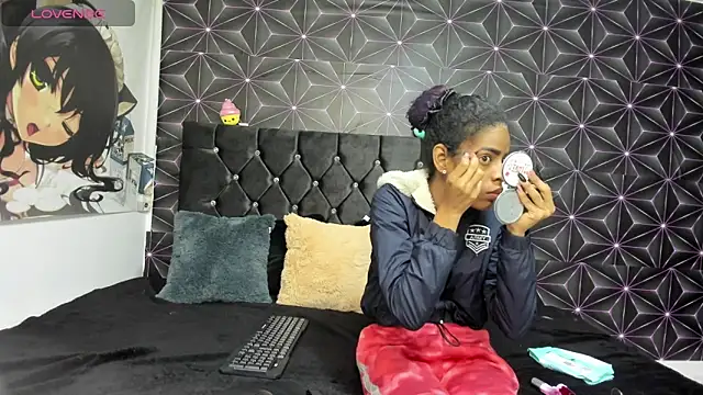 Snapshot of thianahorny chatting on March 5, 2026, 12:34 pm thianahorny online show from March 5, 2026, 12:34 pm