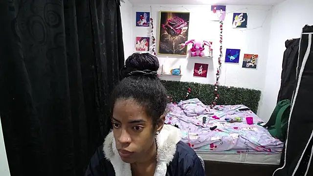 Snapshot of thianahorny chatting on April 11, 2026, 12:53 pm thianahorny online show from April 11, 2026, 12:53 pm