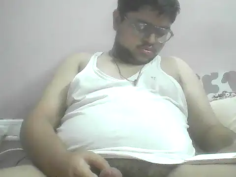 Snapshot of hotboy78624 chatting on November 8, 2025, 1:55 pm hotboy78624 online show from November 8, 2025, 1:55 pm