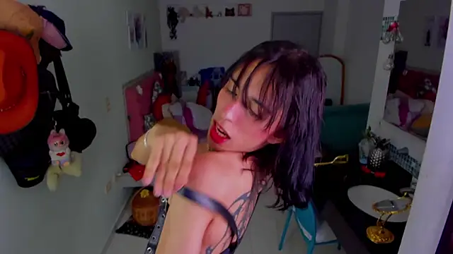 Snapshot of KittyChannel_ chatting on January 7, 2026, 7:00 am KittyChannel online show from January 7, 2026, 7:00 am