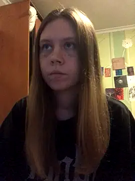 LunaVirelle online show from October 28, 2025, 5:15 pm