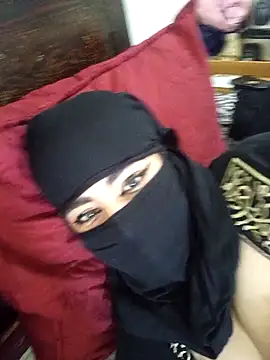 Snapshot of arab_dam chatting on April 6, 2026, 8:32 pm arab dam online show from April 6, 2026, 8:32 pm