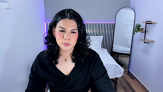 Little Alli online show from November 2, 2025, 7:49 pm