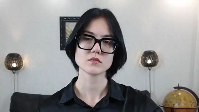 Marie Fitch online show from November 14, 2025, 5:06 am