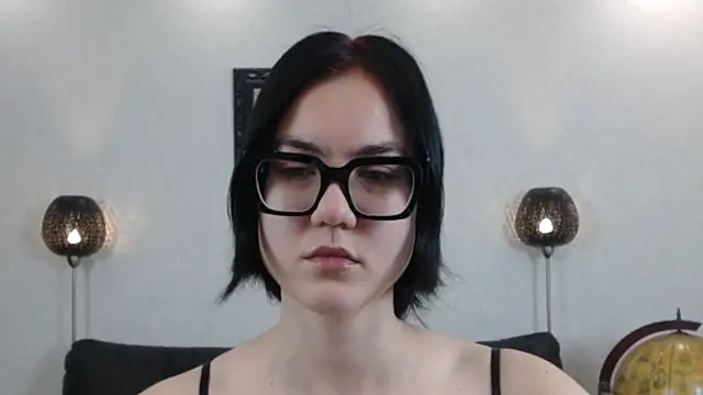 Marie Fitch online show from December 5, 2025, 12:52 am