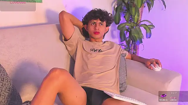 lua boy online show from November 21, 2025, 2:43 am