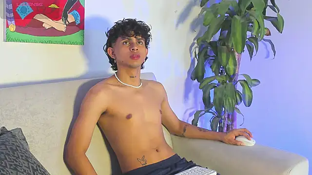 lua boy online show from November 22, 2025, 9:58 pm