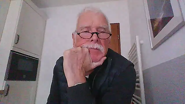 super-snoopy online show from April 13, 2026, 9:15 am