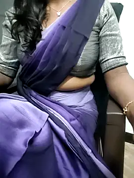 Snapshot of Tamilmallu-duskygirl03 chatting on November 27, 2025, 7:27 pm Tamilmallu-duskygirl03 online show from November 27, 2025, 7:27 pm