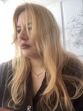 Passion-Blondy online show from February 3, 2026, 11:04 am