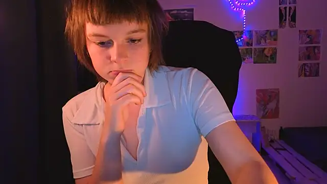 liquid0fluid0 online show from October 14, 2025, 7:25 pm