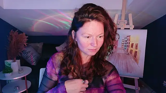 AuroraBorealis   online show from October 17, 2025, 7:00 am