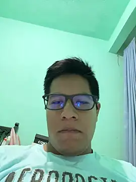 Lukein23 online show from July 9, 2026, 7:12 am