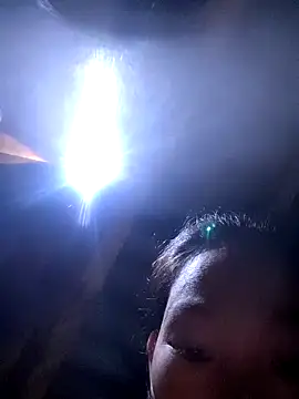 gio-thu online show from October 21, 2025, 1:23 pm