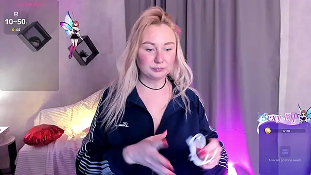 Snapshot of scent__of_woman chatting on February 19, 2026, 1:45 am scent of woman online show from February 19, 2026, 1:45 am