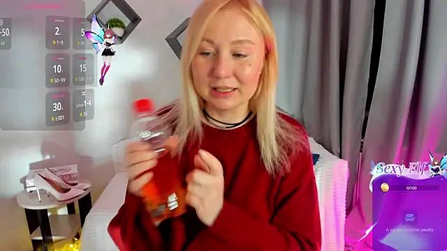 Snapshot of scent__of_woman chatting on April 18, 2026, 8:07 am scent of woman online show from April 18, 2026, 8:07 am
