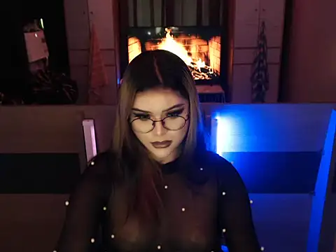 Snapshot of tyra_lurer chatting on October 15, 2025, 7:52 am tyra lurer online show from October 15, 2025, 7:52 am