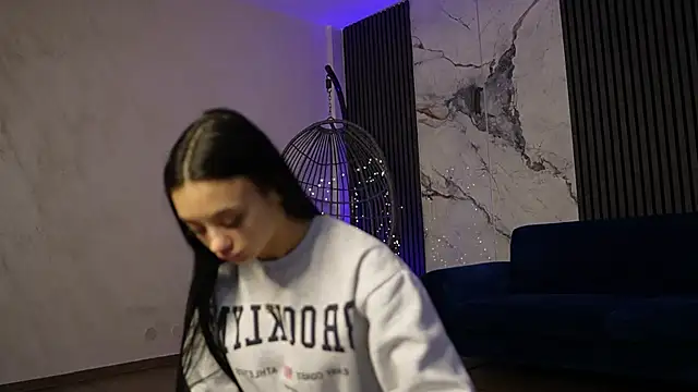 Snapshot of RachelRavee chatting on January 16, 2026, 5:33 am RachelRavee online show from January 16, 2026, 5:33 am