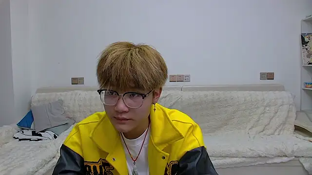 Snapshot of KK-cuteboy chatting on February 18, 2026, 11:17 am KK-cuteboy online show from February 18, 2026, 11:17 am