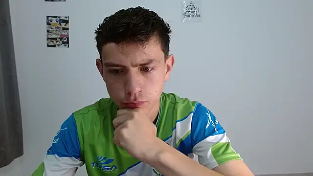 Snapshot of hot_teo_ chatting on December 2, 2025, 11:26 am hot teo online show from December 2, 2025, 11:26 am