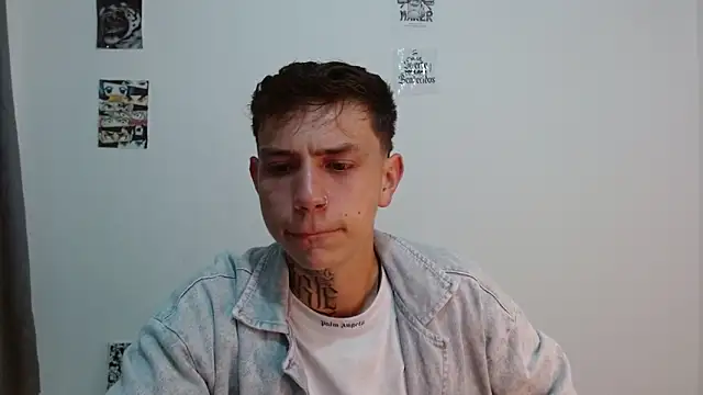 Snapshot of hot_teo_ chatting on December 16, 2025, 9:58 am hot teo online show from December 16, 2025, 9:58 am