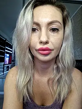 BritanyVegas online show from November 4, 2025, 10:36 am