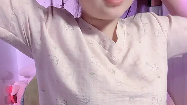 BeChinh Lee online show from July 17, 2026, 8:21 am