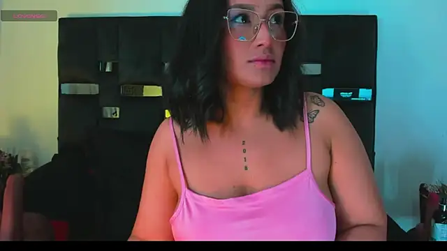 SussySunny  online show from May 13, 2026, 2:42 am