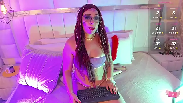 Snapshot of _nicole_moon chatting on October 31, 2025, 1:34 pm nicole moon online show from October 31, 2025, 1:34 pm