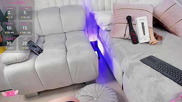 Snapshot of _nicole_moon chatting on December 1, 2025, 3:44 am nicole moon online show from December 1, 2025, 3:44 am