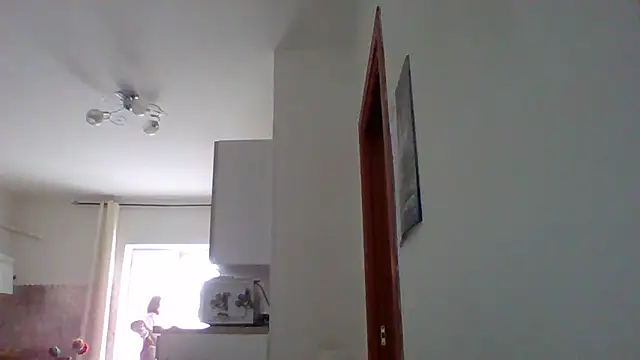 Snapshot of Loryneth chatting on March 5, 2026, 11:06 am Loryneth online show from March 5, 2026, 11:06 am