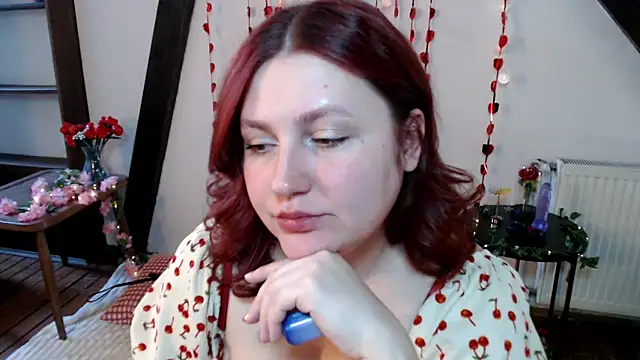 Lilith  moon online show from February 5, 2026, 9:58 am