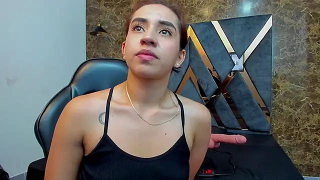 Vittoria Conti  online show from February 3, 2026, 5:29 pm