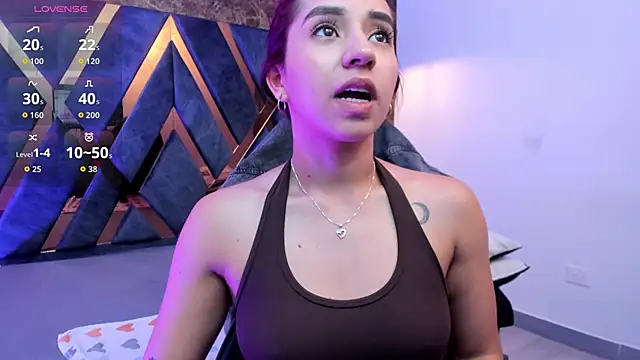 Vittoria Conti  online show from March 31, 2026, 5:24 pm