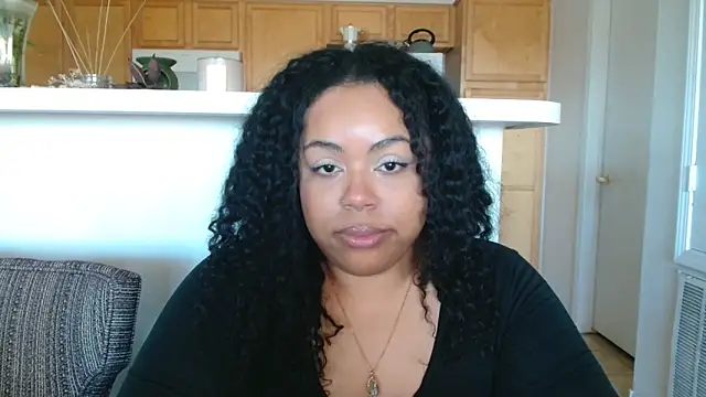 Snapshot of KalaniRose chatting on October 18, 2025, 12:24 am KalaniRose online show from October 18, 2025, 12:24 am