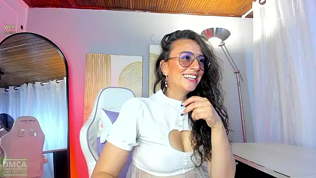 Snapshot of indigo_wild_ chatting on February 3, 2026, 2:21 am indigo wild online show from February 3, 2026, 2:21 am