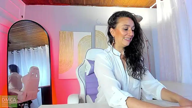 Snapshot of indigo_wild_ chatting on February 3, 2026, 6:22 am indigo wild online show from February 3, 2026, 6:22 am