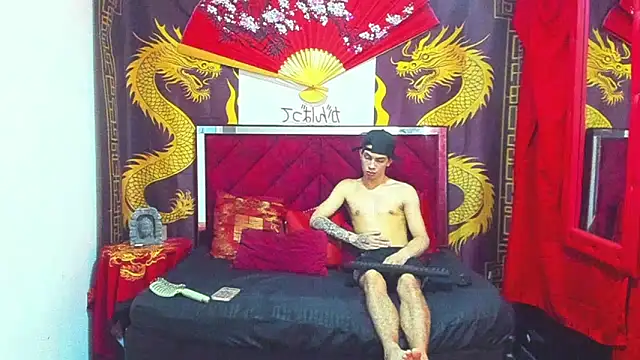 Snapshot of Pride_couple chatting on February 9, 2026, 11:20 pm Pride couple online show from February 9, 2026, 11:20 pm