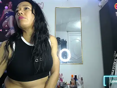 Snapshot of Kylee79 chatting on February 6, 2026, 11:52 pm Kylee79 online show from February 6, 2026, 11:52 pm