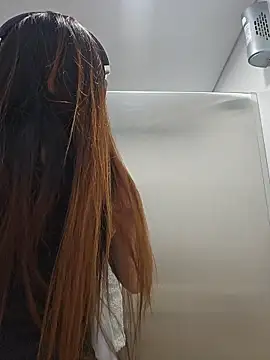 Meganthomson online show from November 21, 2025, 9:02 pm