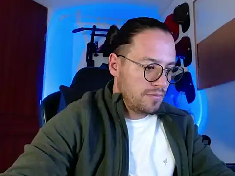 kurt xx online show from December 3, 2025, 8:45 am