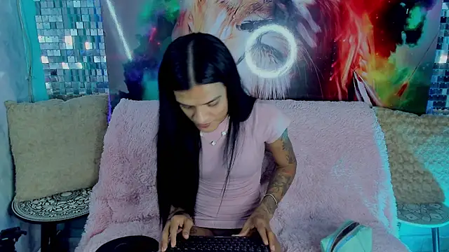 Snapshot of ZAMMIRA chatting on February 18, 2026, 5:58 am ZAMMIRA online show from February 18, 2026, 5:58 am